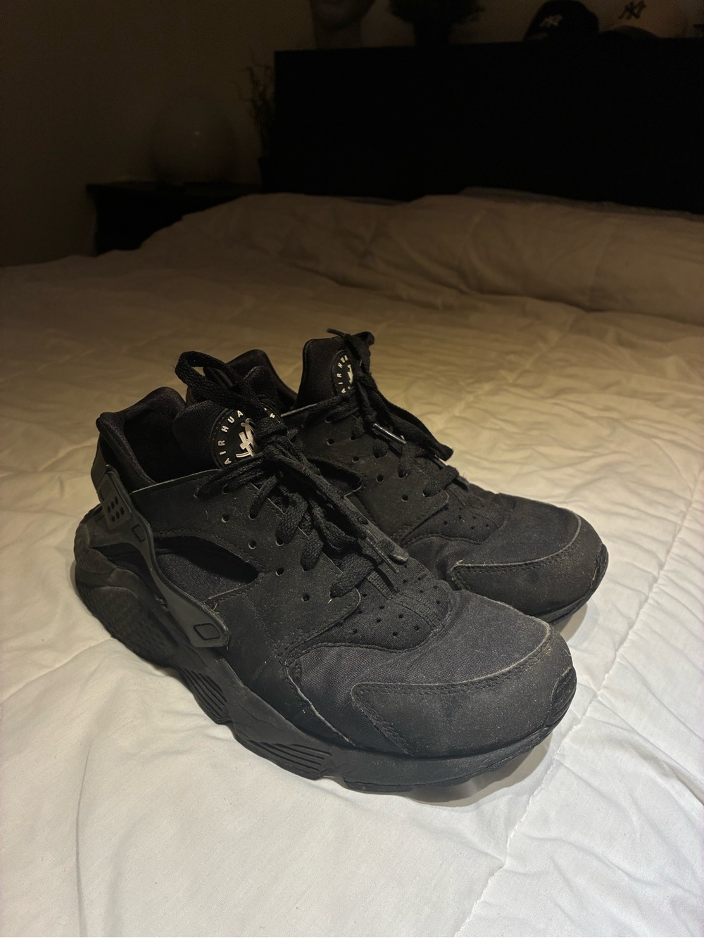 Nike Men’s Black Huraches